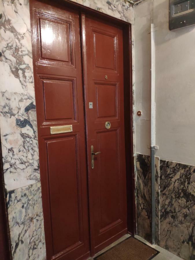 Mover Retro Apartment Liov Exterior foto