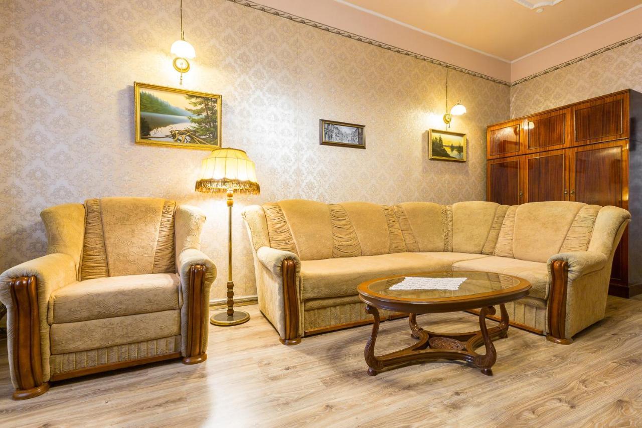 Mover Retro Apartment Liov Exterior foto