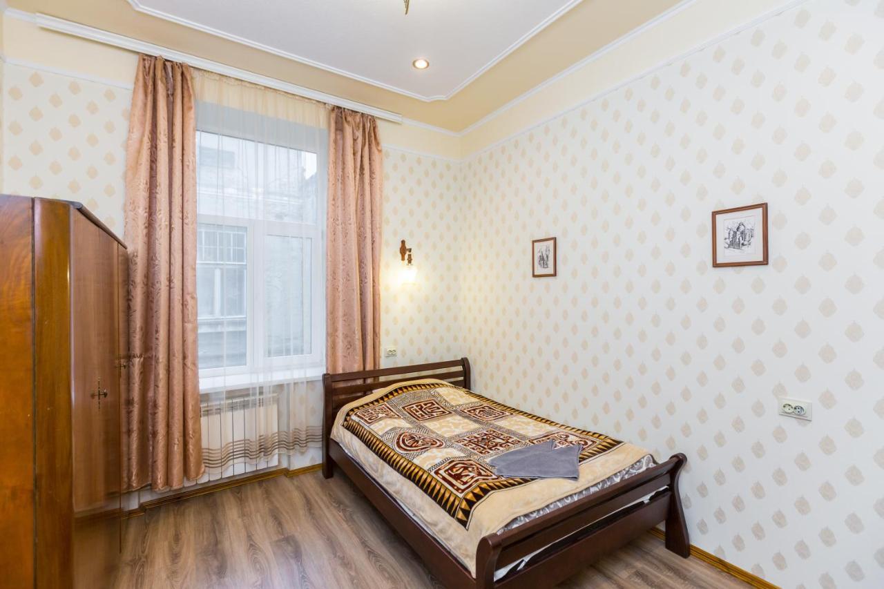 Mover Retro Apartment Liov Exterior foto