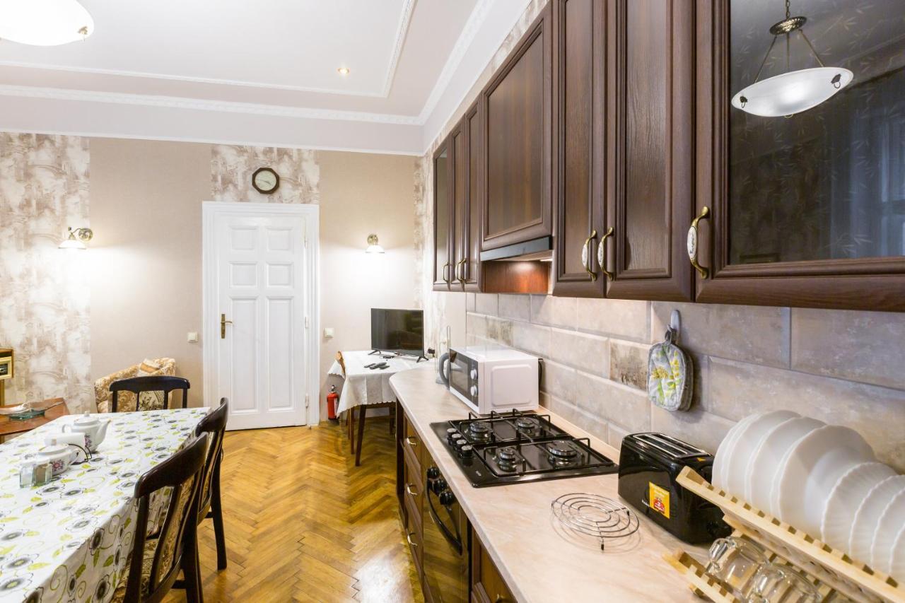 Mover Retro Apartment Liov Exterior foto