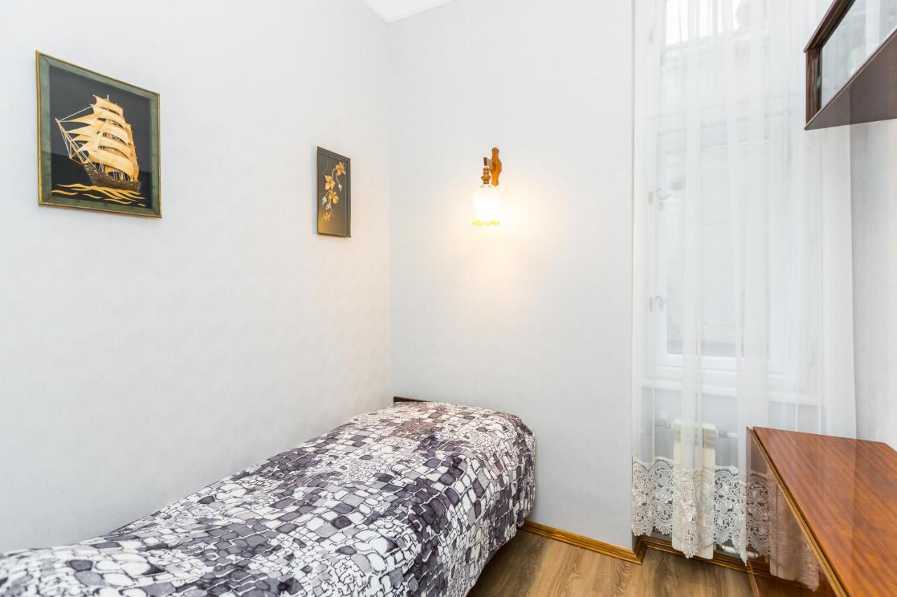 Mover Retro Apartment Liov Exterior foto